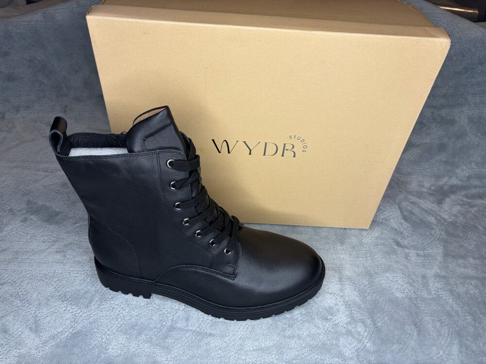 WYDR Studios Morgan Combat Boots Black Leather Women 11WW EU 42 NIB + Accessorie